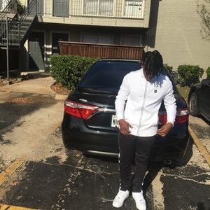 Meet your Posher, Jose